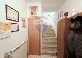 Scale - Villa Bifamiliare Via Umberto I Vico 2
 
4, Lanciano - foto 12