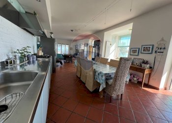 Sala da pranzo - Villa Fossacesia - photo 14