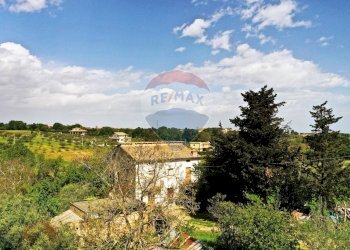 Edificio all\'aperto - Rustico Via  Provinciale della Rocca
 
73, Santa Maria Imbaro - foto 5