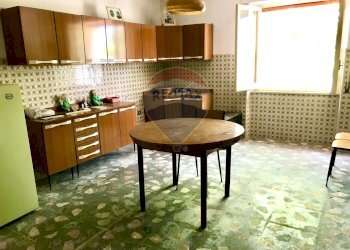 Cucina - Rustico Via  Provinciale della Rocca
 
73, Santa Maria Imbaro - foto 15