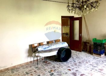 Sala da pranzo - Rustico Via  Provinciale della Rocca
 
73, Santa Maria Imbaro - foto 16