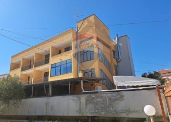 Edificio all\'aperto - Hotel C.da Santa Giusta
 
111, Lanciano - foto 108