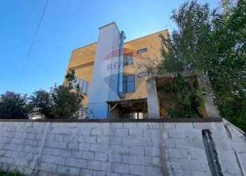 Edificio all\'aperto - Hotel C.da Santa Giusta
 
111, Lanciano - foto 102