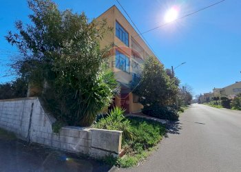 Edificio all\'aperto - Hotel C.da Santa Giusta
 
111, Lanciano - foto 105