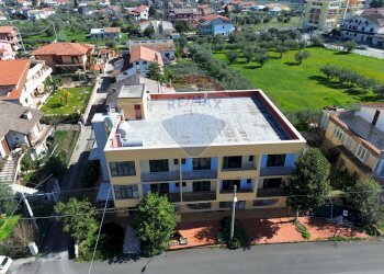 Edificio all\'aperto - Hotel C.da Santa Giusta
 
111, Lanciano - foto 95