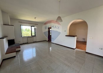 Stanza vuota - Casa indipendente C.da Vallevò
 
177, Rocca San Giovanni - foto 8