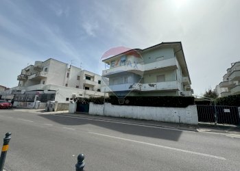 Foto 6 - Trilocale Via Lungomare
 
141, Fossacesia - foto 6