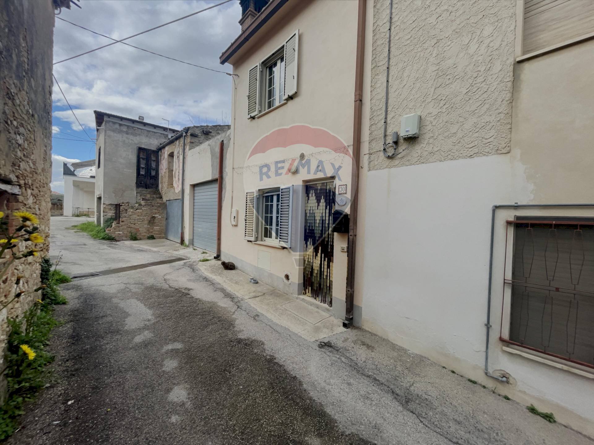 Casa all\'aperto - Casa semi indipendente Via Perilli
30, Santa Maria Imbaro - foto 2