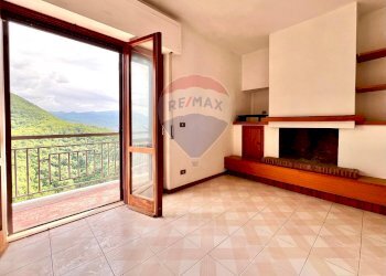 Stanza vuota - Appartamento Via Roma
 
58, Colledimezzo - foto 1