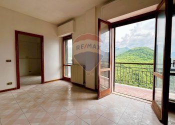 Stanza vuota - Appartamento Via Roma
 
58, Colledimezzo - foto 3