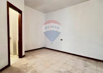 Stanza vuota - Appartamento Via Roma
 
58, Colledimezzo - foto 17