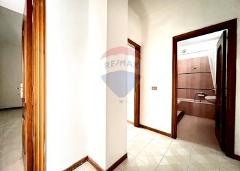 Hall / corridoio - Appartamento Via Roma
 
58, Colledimezzo - foto 23