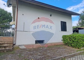 Casa all\'aperto - Villa Contrada Fontanelle
 
77, Lanciano - foto 3