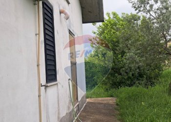 Edificio all\'aperto - Villa Contrada Fontanelle
 
77, Lanciano - foto 30