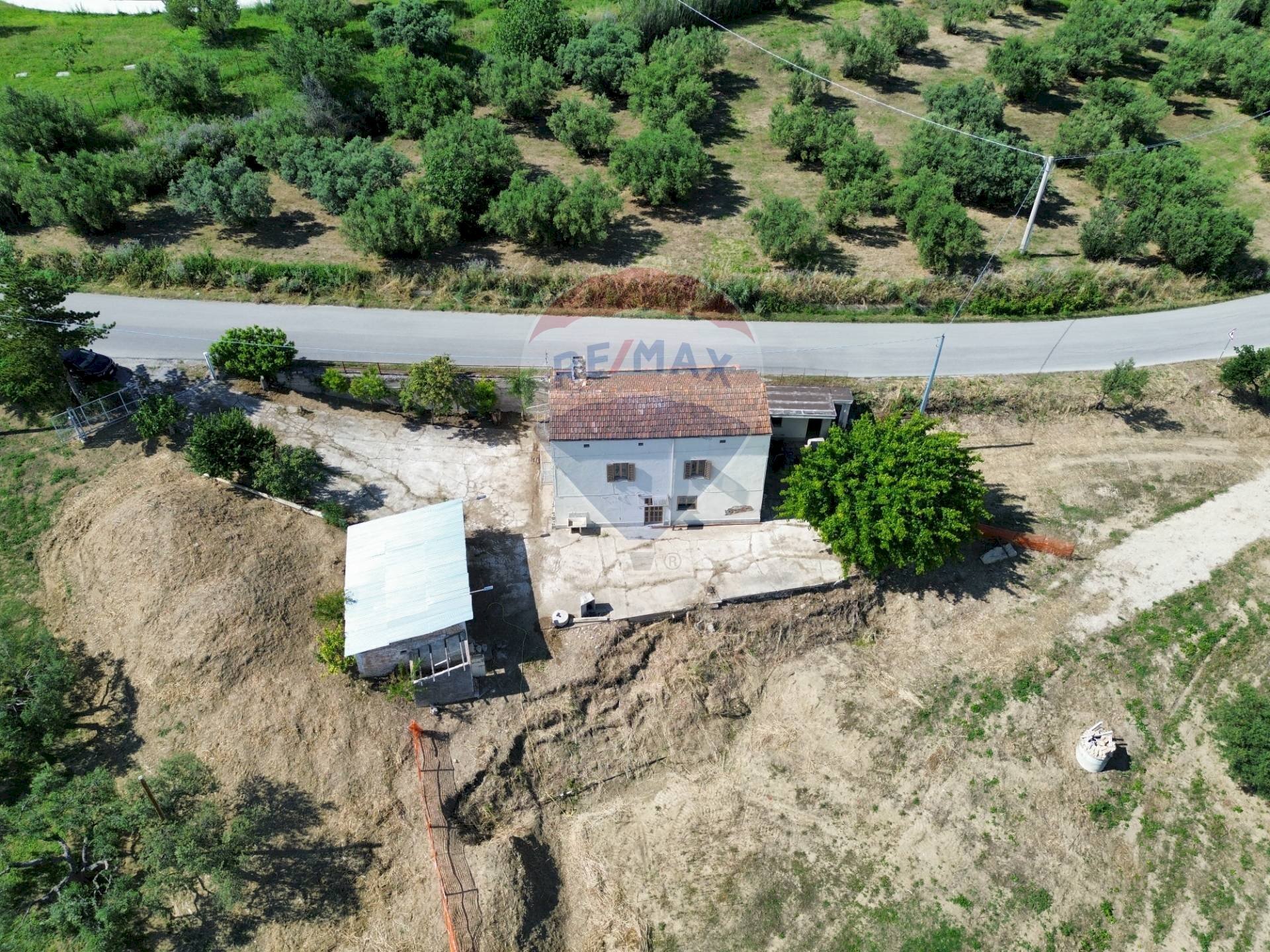 Foto 1 - Rustico Contrada Camicie
 
2, Lanciano - foto 1