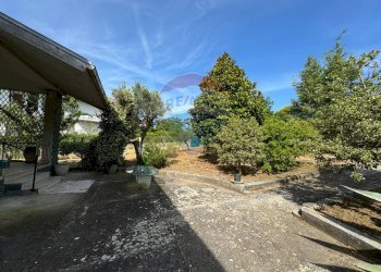 Giardino - Casa indipendente Via del Mare
 
24, Frisa - foto 6