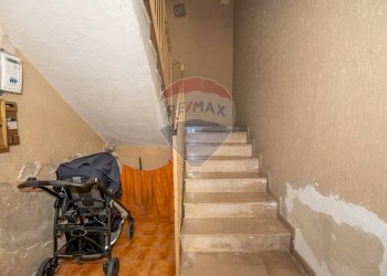 Scale - Appartamento Via Bacco
 
10, Caltagirone - foto 4