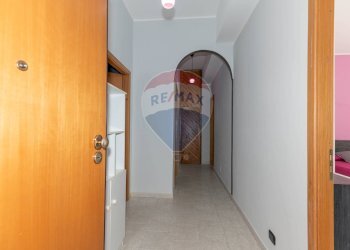 Hall / corridoio - Appartamento Via Bacco
 
10, Caltagirone - foto 39