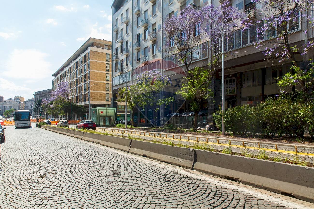 Edificio all\'aperto - Cafeteria - Cold Bar corso sicilia
61, Catania - photo 3