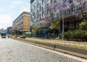 Edificio all\'aperto - Cafeteria - Cold Bar corso sicilia
 
61, Catania - photo 3