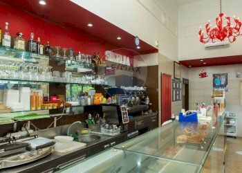 Cucina - Cafeteria - Cold Bar corso sicilia
 
61, Catania - photo 17