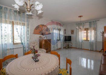 Sala da pranzo - Villa Via Toselli
 
50, Piazza Armerina - foto 10