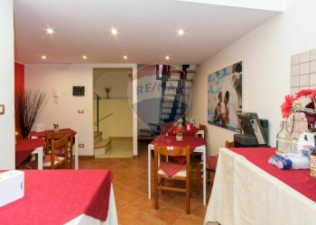 Sala da pranzo - Independent house cortile lauricella
 
7, Piazza Armerina - photo 35