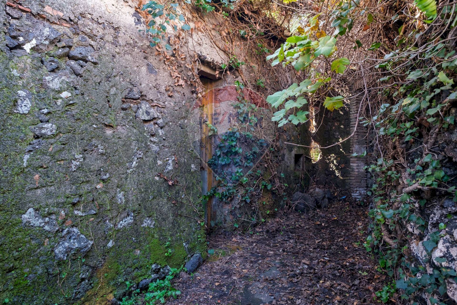 Giardino - Building land Vico Balsamo
 
12, San Gregorio di Catania - photo 1