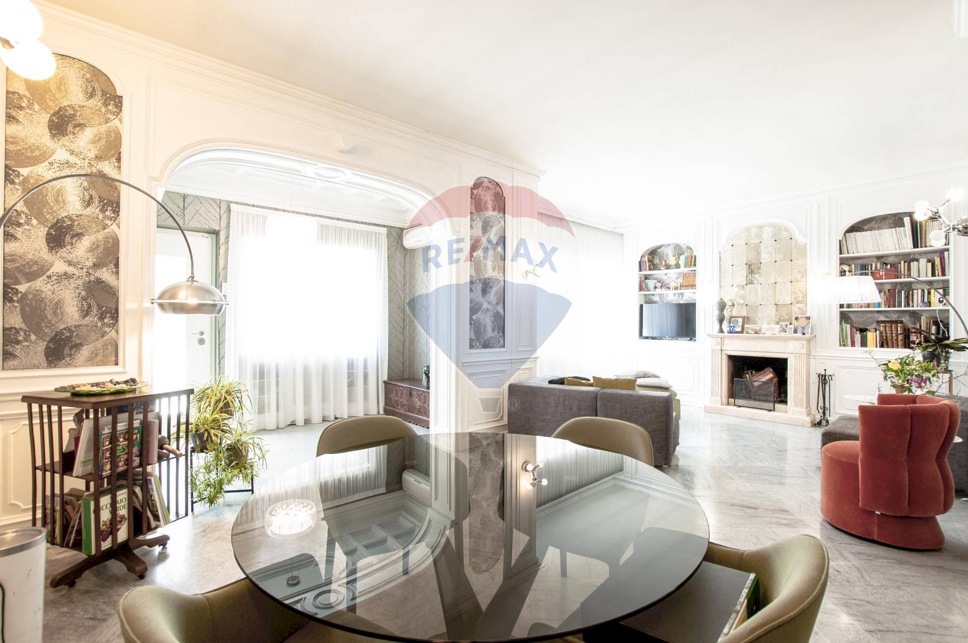 Salone triplo - Villa a Schiera Via Francesco Bartolomeo Rastrelli
42, Roma - foto 2