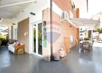 Terrazza - Villa a Schiera Via Francesco Bartolomeo Rastrelli
 
42, Roma - foto 13