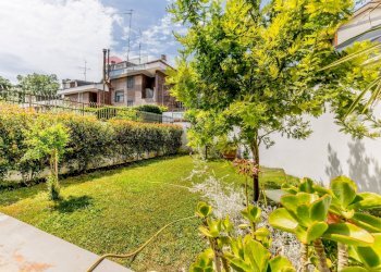 Giardino - Villa a Schiera Via Francesco Bartolomeo Rastrelli
42, Roma - foto 3
