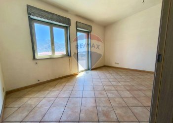 Stanza vuota - Quadrilocale Via Sandro Pertini
 
10, Francavilla di Sicilia - foto 12