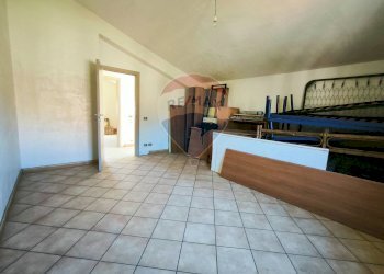 Stanza vuota - Quadrilocale Via Sandro Pertini
 
10, Francavilla di Sicilia - foto 25