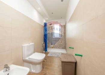 Bagno - Quadrilocale via g marconi
 
55, Fiumefreddo di Sicilia - foto 15