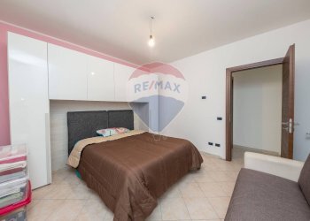 Camera / camera da letto - Quadrilocale via g marconi
 
55, Fiumefreddo di Sicilia - foto 21