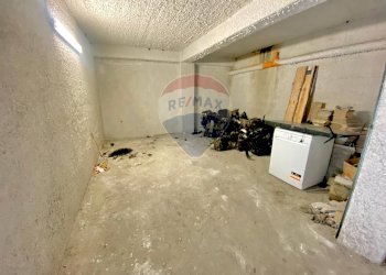 Stanza vuota - Quadrilocale via g marconi
 
55, Fiumefreddo di Sicilia - foto 35