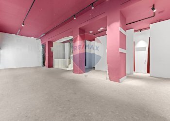 Stanza vuota - Locale Commerciale Piazza Santa Francesca Romana
3, Milano - foto 8