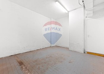 Stanza vuota - Locale Commerciale Piazza Santa Francesca Romana
3, Milano - foto 19