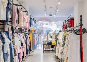 Cabina armadio - Negozio Galleria Buenos Aires
7, Milano - foto 8