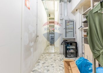 Dispensa di stoccaggio - Negozio Galleria Buenos Aires
7, Milano - foto 15