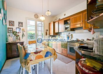 cucina abitabile - Villa Via Puliche
 
310, Massa - foto 5