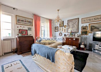 soggiorno - Villa Via Puliche
 
310, Massa - foto 9