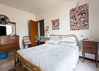 camera matrimoniale - Villa Via Puliche
 
310, Massa - foto 18