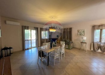 Sala da pranzo - Casa semi indipendente Contrada Portella Daino
 
2M, Altavilla Milicia - foto 22