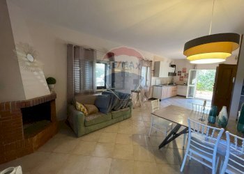 Sala da pranzo - Casa semi indipendente Contrada Portella Daino
 
2M, Altavilla Milicia - foto 28