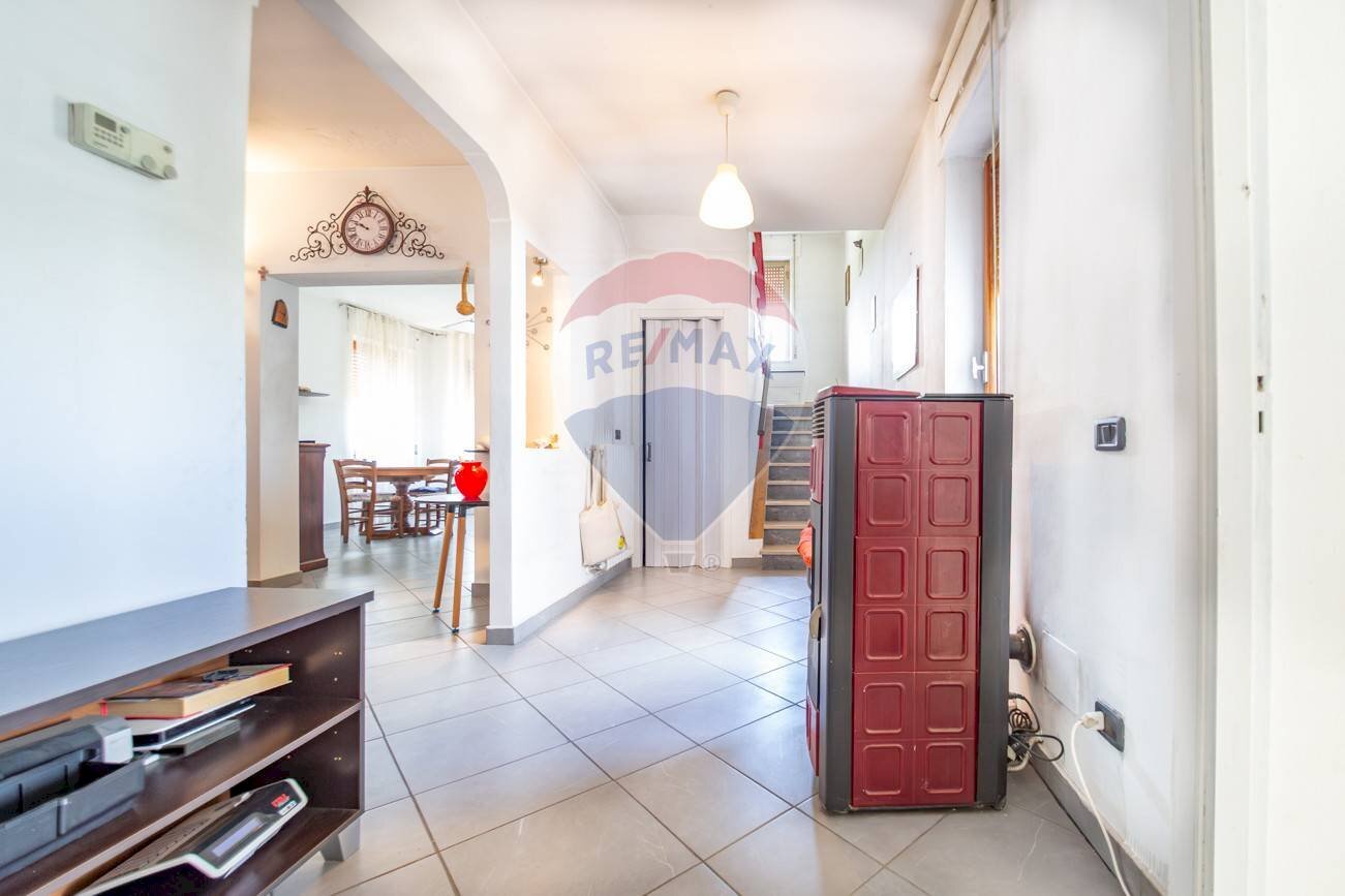 Hall / corridoio - Independent house Contrada Tiboni
 
33, Bucchianico - photo 1