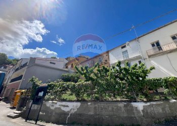 Edificio all\'aperto - Casa semi indipendente Traversa IV di via piave
 
20, Castelmauro - foto 9