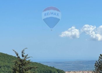 Vista delle montagne - Casa semi indipendente Traversa IV di via piave
 
20, Castelmauro - foto 12