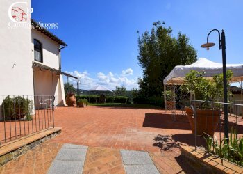 Foto 3 - Bilocale Via Suor Maria Celeste
 
10, Firenze - foto 3