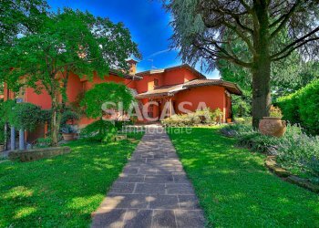 Foto 1 - Villa Via Luciano Manara
 
6, Merate - foto 1